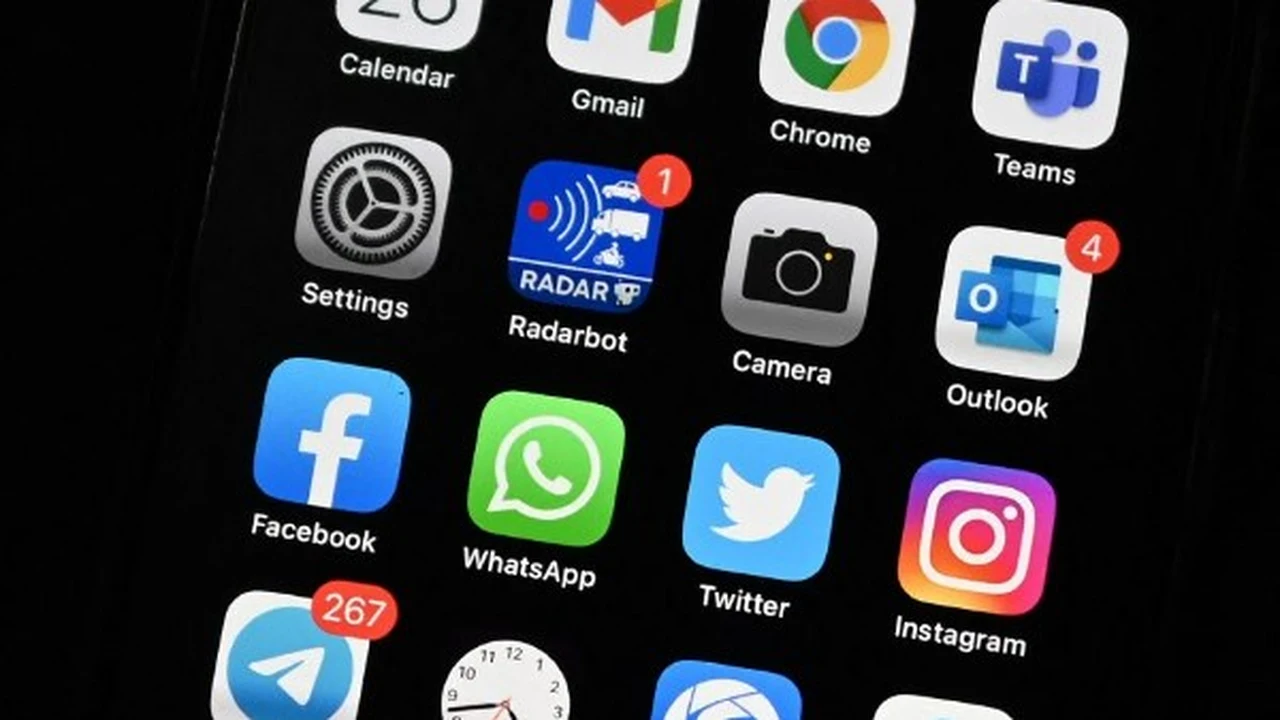 هل يزيد وضع الطيران من سرعة شحن هاتفك؟ توقف عن هذه الطريقة!